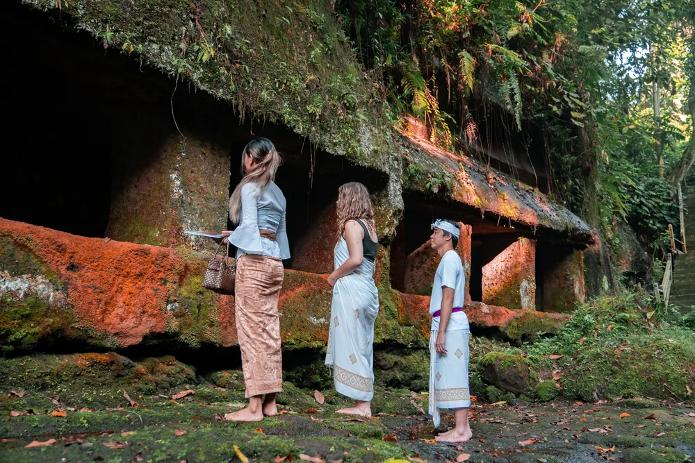 Water Blessing at Ancestral Ruins – photo 2