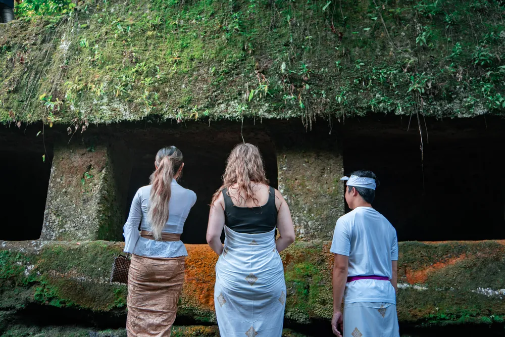 Water Blessing at Ancestral Ruins – photo 7