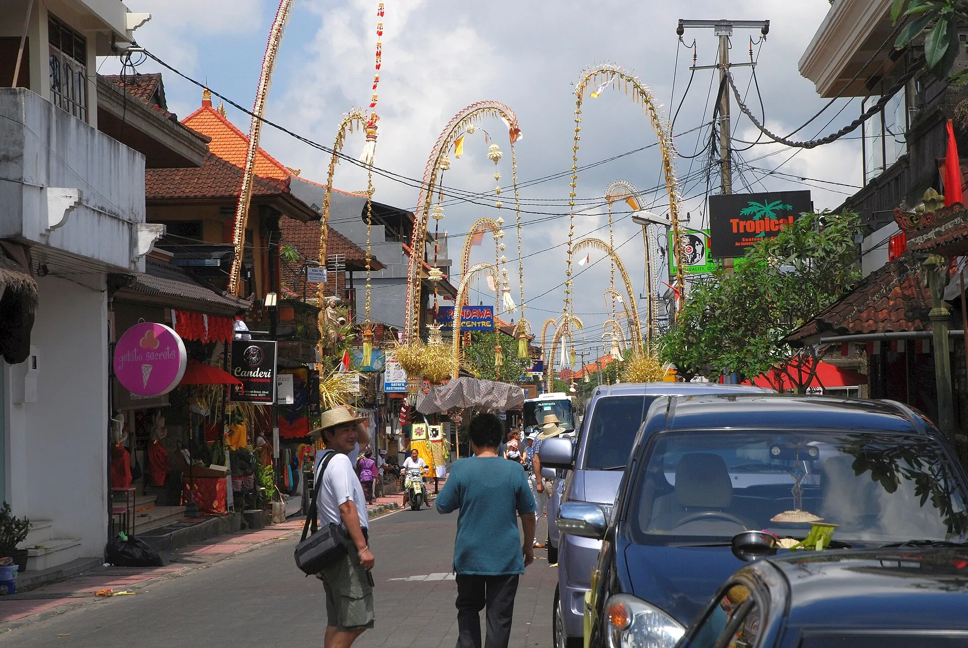 Galungan and Kuningan 2026: What You’ll See in Bali on 17 and 27 June